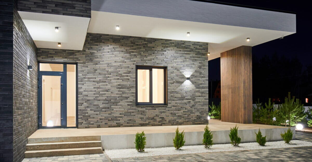 Облицовка фасадов домов и коттеджей